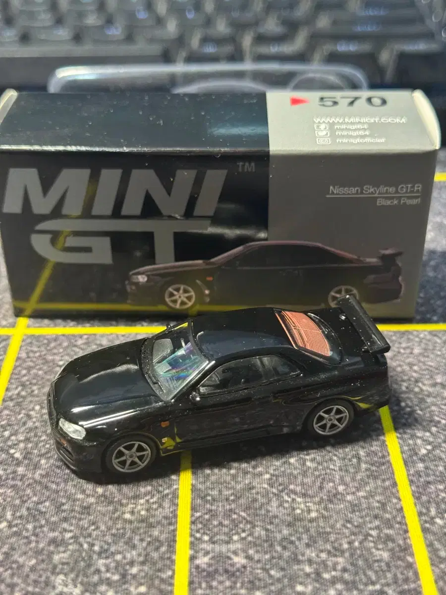 thumbnail-0